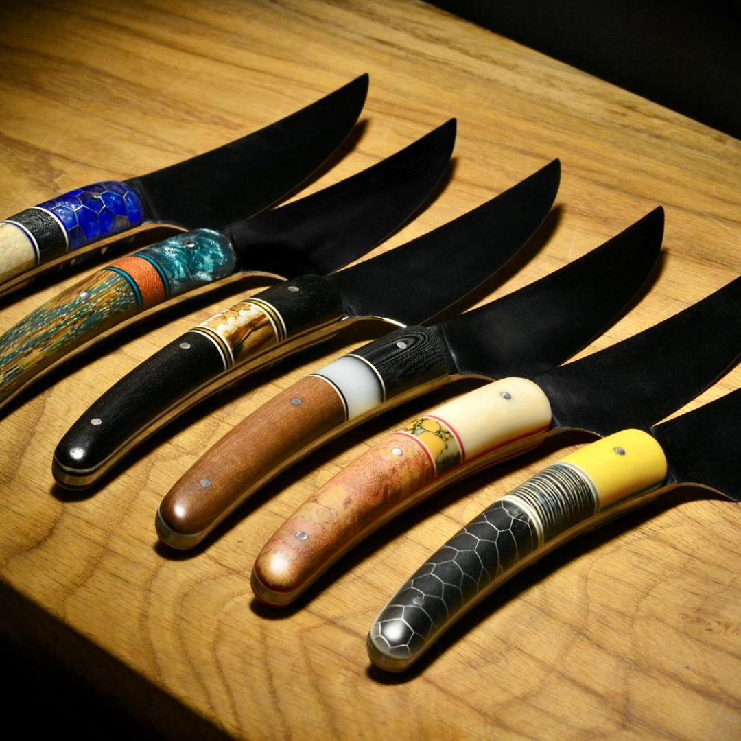 Coltello artigianale fatto a mano